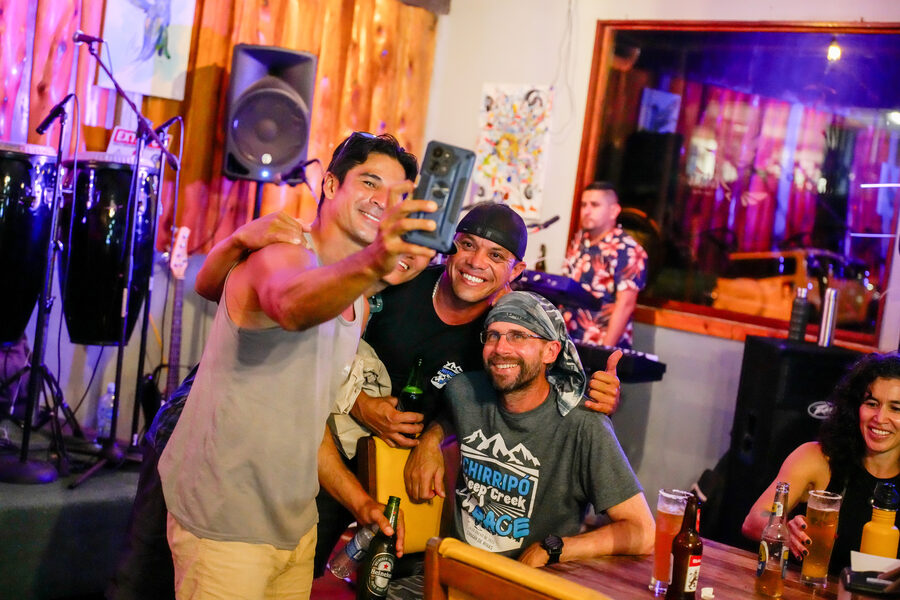 The party in Canaán